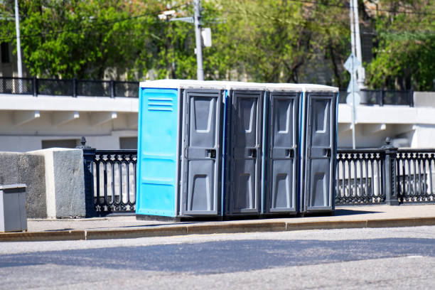 Porta potty delivery and setup in Northbrook, OH